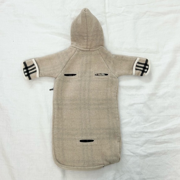 Burberry Infant Swaddle Stroller Sleeping Bag - Picture 13 of 14
